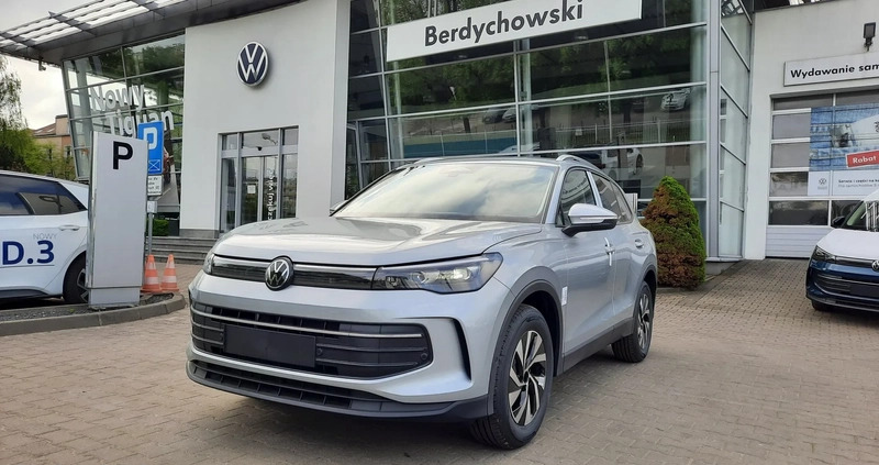 Volkswagen Tiguan cena 165500 przebieg: 10, rok produkcji 2024 z Góra Kalwaria małe 497